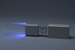 Приз из стекла и пластика "USB-флэшка" с синей подсветкой